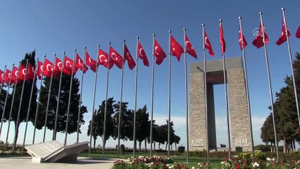 Vatandaşlar, Şehitler Abidesi'nde şehitler için dua etti - ÇANAKKALE