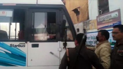 नोएडा: जाम में फंसने से सिकंदराबाद एसडीएम ने खोया आपा