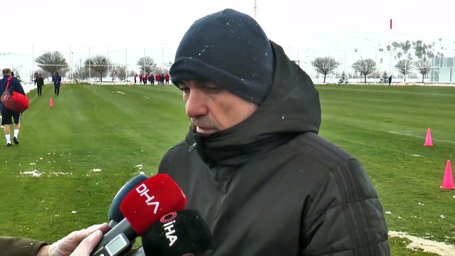 Sivasspor Teknik Direktörü Rıza Çalımbay'dan koronavirüs açıklaması