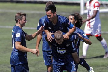 Yeni Zelanda'da, koronavirüs nedeniyle lig erken bitirildi ve Auckland City şampiyon ilan edildi