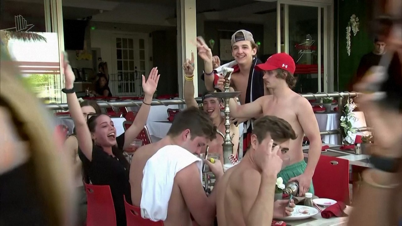 US spring break students keep partying in Miami despite coronavirus lockdown