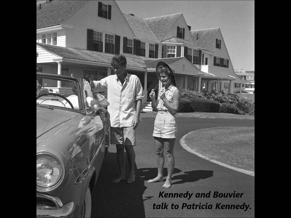 The Weekend Jackie and JFK Got Engaged 24 Vintage Photos Showing JFK and Jackie at Hyannis Port, Massachusetts, in 1953