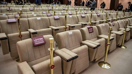 Cumhurbaşkanı'nın Çankaya Köşkü'nde açıklama yapacağı salonda bir koltuk boş bırakılarak oturma düzeni oluşturuldu