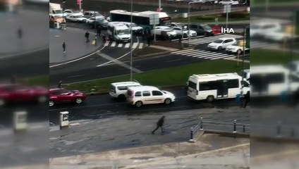 Çevreye rastgele ateş açarak onlarca insanın hayatını tehlikeye attılar
