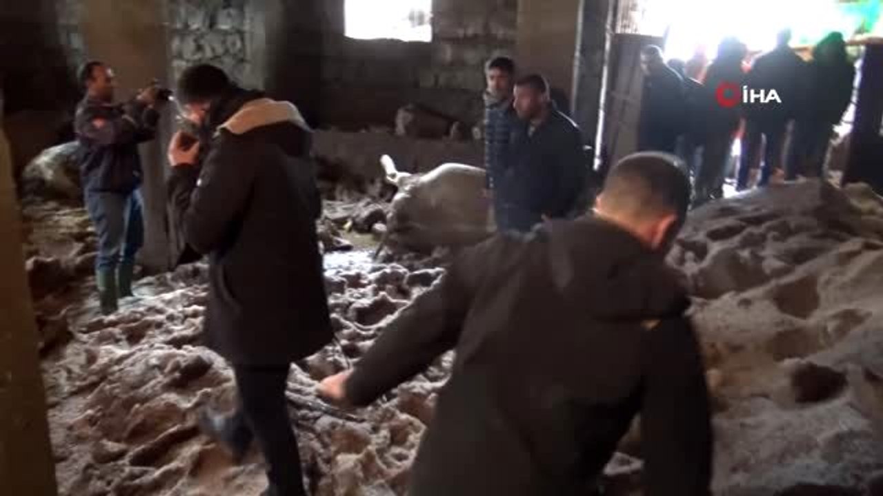 Siverek'te selin vurduğu evlerde hasar tespiti yapıldı