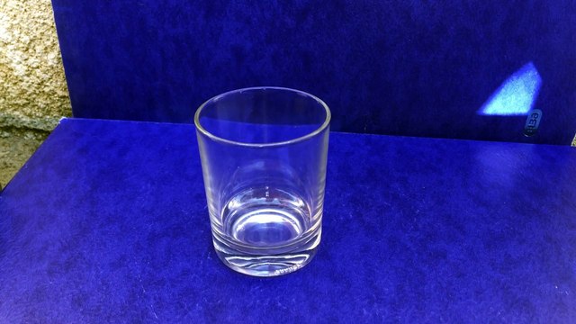 Experience : mélange de vinaigre et de bicarbonate de soude