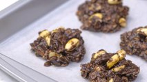 No-Bake Chocolate, Peanut Butter, and Oatmeal Cookies