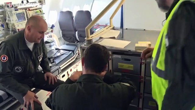 Франция задействовала военную авиацию для борьбы с коронавирусом