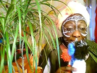 CLARISSE AKOUALA- HABIBAH NATAH -VIDEO NR 18 JE SUIS A L´ IMAGE DE MES ANCETRES-