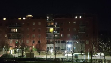 Les Belges applaudissent le personnel des soins de santé (Auderghem)