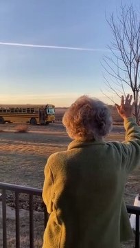Cette vieille dame reçoit le plus beau cadeau pour son anniversaire