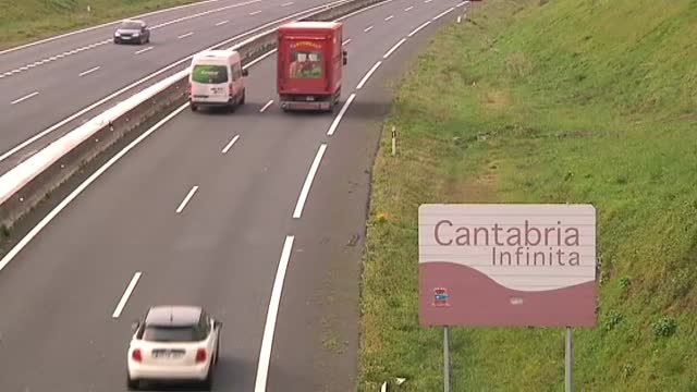 Controles a vehículos en la A-8 entre Cantabria y Bizkaia