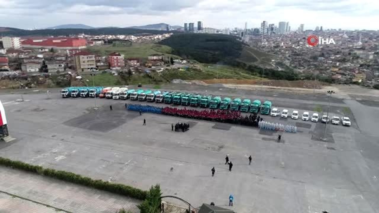 Cadde ve sokakları temizleyen temizlik ordusu h...