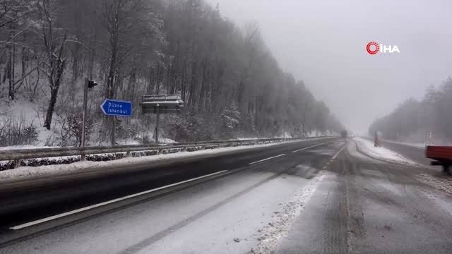 Bolu Dağı'nda yoğun kar yağışı