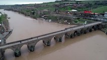 DİYARBAKIR Koronavirüs endişesi nedeniyle, Diyarbakır'ın sembol mekanları boşaldı