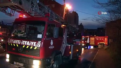 İstanbul'da bir otel alev alev yandı