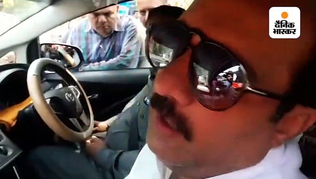 कमलनाथ ने कहा- हमारे पास बहुमत, फ्लोर टेस्ट क्यों कराएं; बेंगलुरु में ठहरे विधायक दबाव में हैं