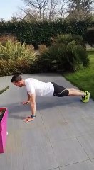 Garde la forme avec ton AS et l'UNSS 2 : Push Up - Pompes