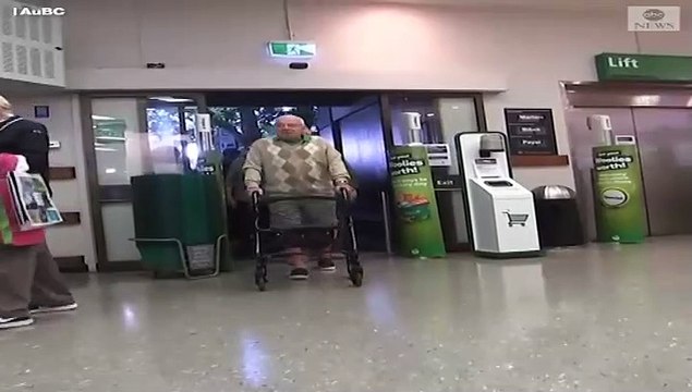 Las grandes cadenas de supermercados adaptan normas y horarios para facilitar las cosas a las personas mayores