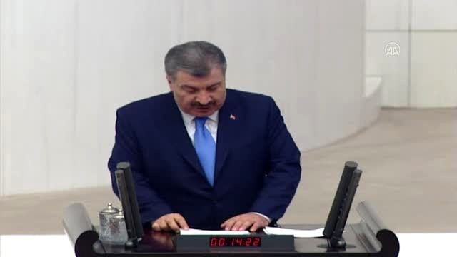 Koca: Virüsün hızla yayıldığı ülkelerin yaptığı hatalardan sonuç çıkardık, başarılı örnekleri...