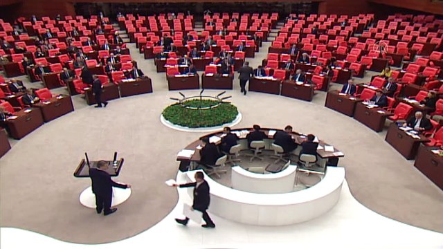 Koca: '(Koronavirüs) Kuluçka süresinin asgari iki, azami on dört gün ortalama beş, altı gün olduğu gözlemlenmiştir' - TBMM