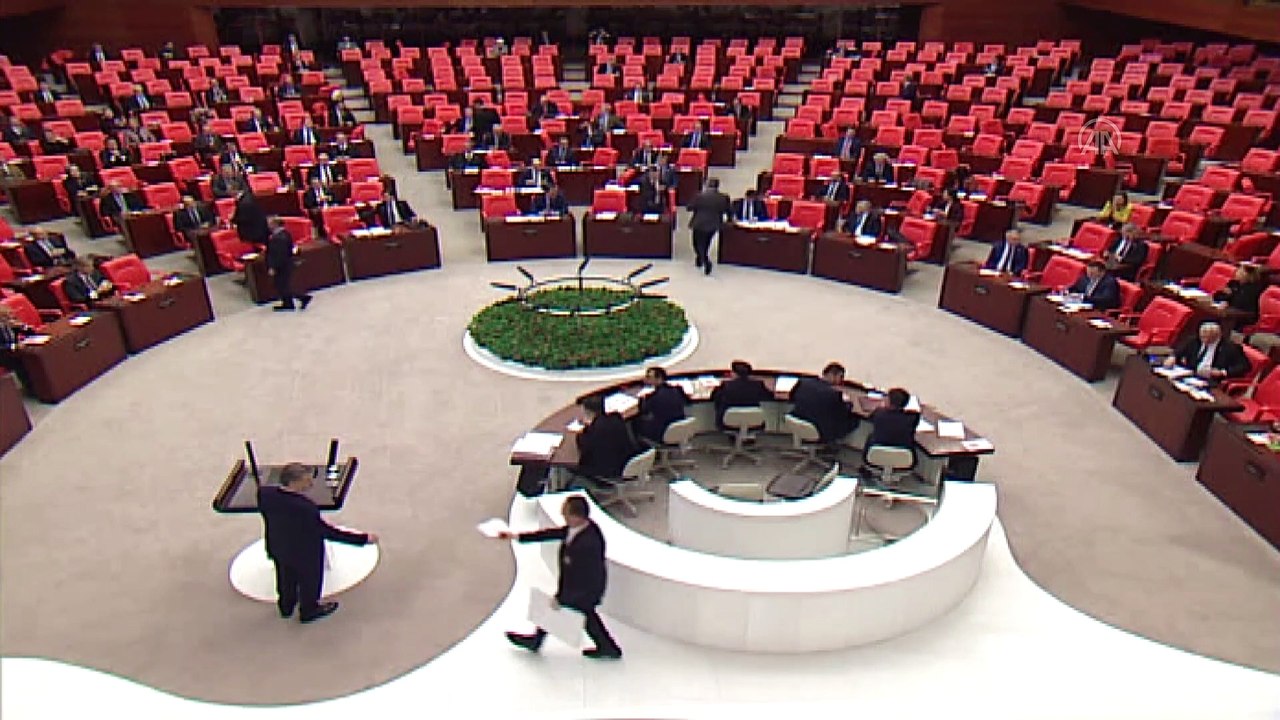 Koca: '(Koronavirüs) Kuluçka süresinin asgari iki, azami on dört gün ortalama beş, altı gün olduğu gözlemlenmiştir' - TBMM