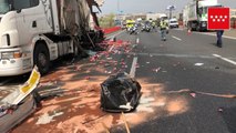 Muere un chófer de un camión atropellado por otro camión en la M-45