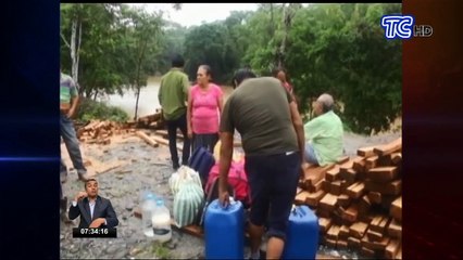 Ciudadanos buscan la forma de regresar a sus comunidades en Pastaza