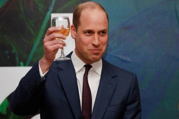 En l'absence d'Elizabeth II, le prince William rassure les britanniques
