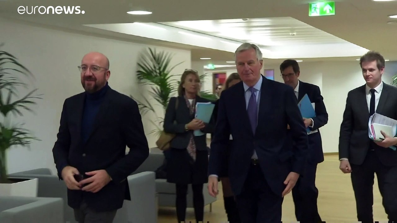 EU-Chefunterhändler Barnier hat Covid-19