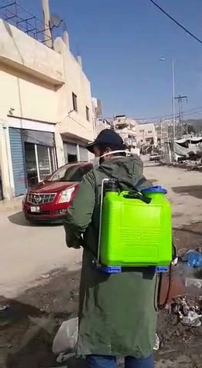الاردن : تعقيم المخيمات