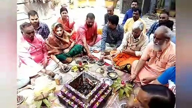 झांसी: कोरोना वायरस को खत्म करने के लिए की गई पूजा पाठ और कामना
