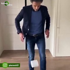 Alex de Souza ve Hooijdonk, #StayAtHomeChallenge akımına birlikte katıldı