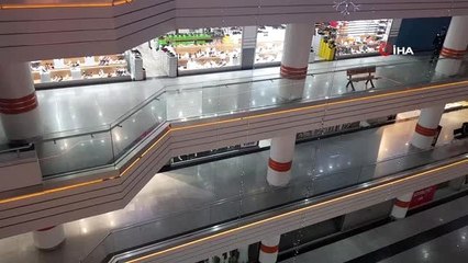 Karabük'te çok sayıda mağaza geçici olarak kapılarına kilit vurdu