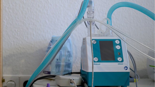 De Blasio Asks Elon Musk For Ventilators