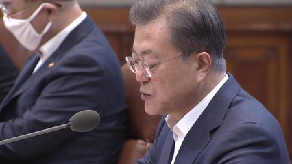문 대통령 "코로나19로 수입·일자리 잃은 사람 지원 필요" / YTN