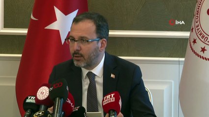 Bakan Kasapoğlu Açıkladı: "Ligler Ertelendi"