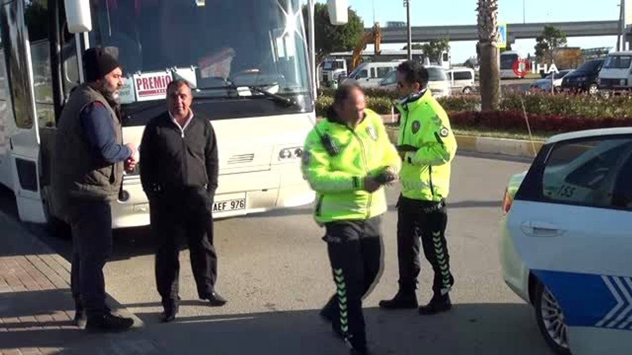 Kırmızı ışıkta geçen servis şoförü 177 promil alkollü çıktı