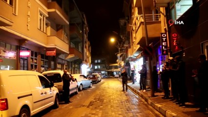 Balkonlardan sağlık çalışanlarına alkışlı destek