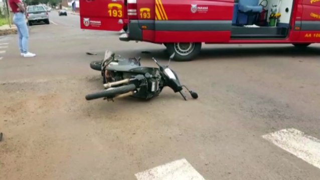 Motociclista sofre fraturas em acidente na Rua São Paulo