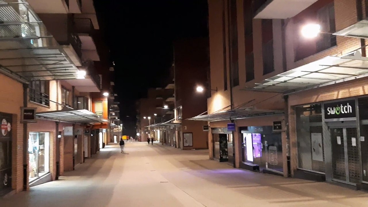 Louvain-la-Neuve applaudit son personnel soignant