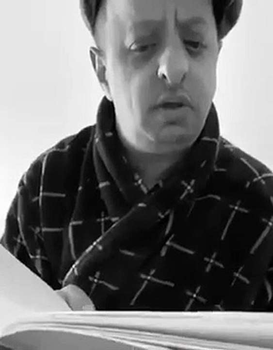 CORONAVIRUS : Quand tu essaie de faire faire les devoir à tes enfants, mais que tu ne comprend rien à leurs cours