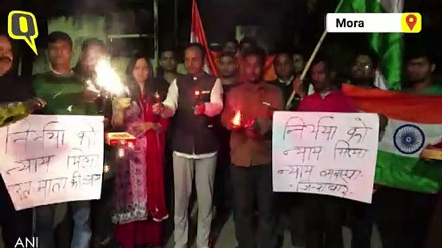 People Chant 'Long Live Nirbhaya', 'Bharat Mata ki Jai' Slogans Outside Tihar Jail After Convicts Hanged