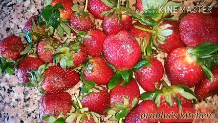 सिर्फ 3 चीजों से  स्ट्राबेरी जैम मिल्क शेक बनाने की रेसिपी