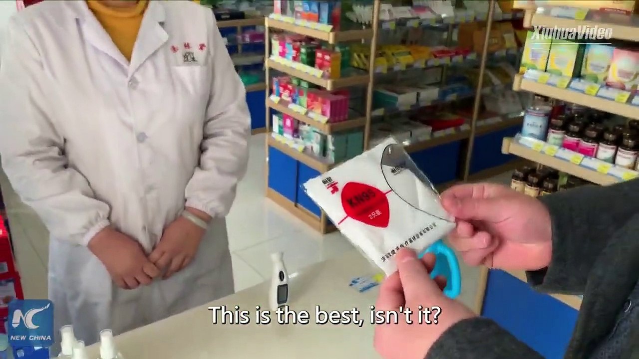 Canadian man buys masks in China for family back home