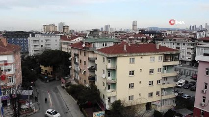 Pendik'te balkonları çöken bina havadan görüntülendi