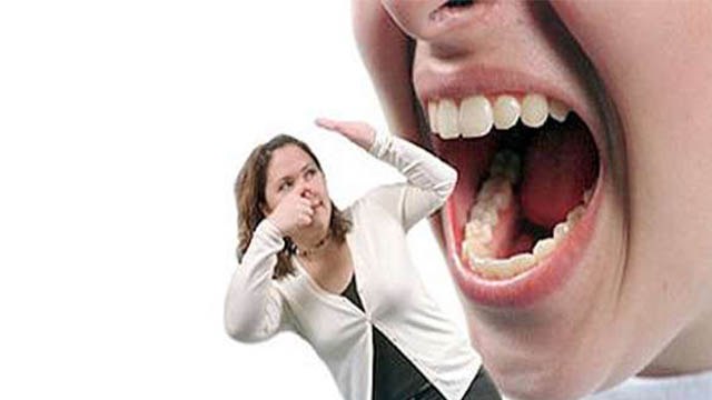 मुंह से आती है बदबू इन Tips से मिनटों में दूर हो जाएगी दुर्गंध । Boldsky