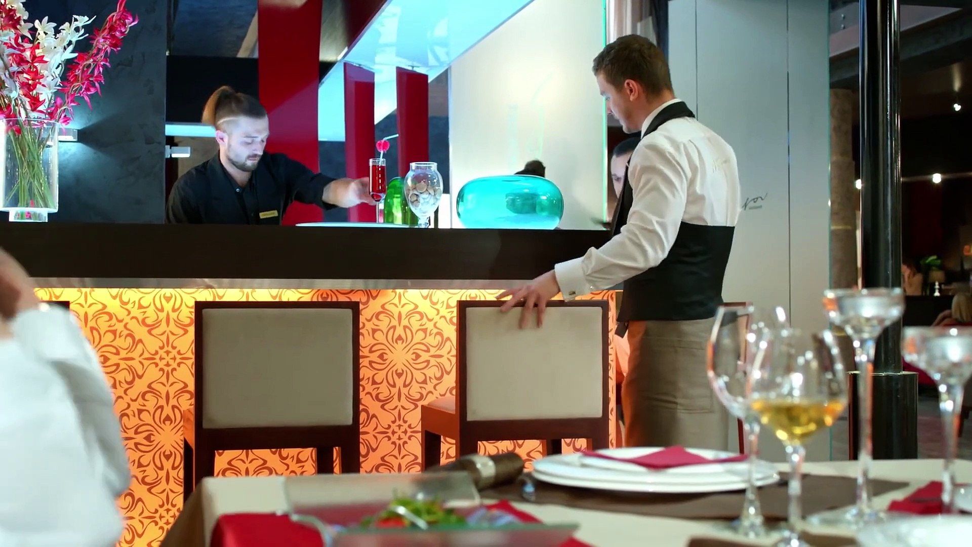 Tập 100 Kitchen - Nhà Bếp (hài Nga) (Кухня (телесериал)) 2012 HD-VietSub