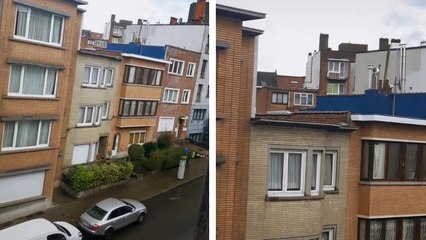 Des voisins apprennent à se connaitre pendant le confinement