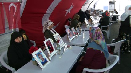 HDP önündeki ailelerin evlat nöbeti 200’üncü gününde